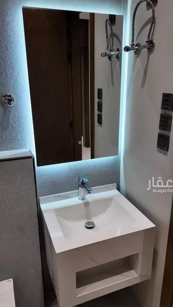 شقة للبيع في شارع علي ناصر, حي الفيصلية, مدينة جدة, منطقة مكة المكرمة صورة 2