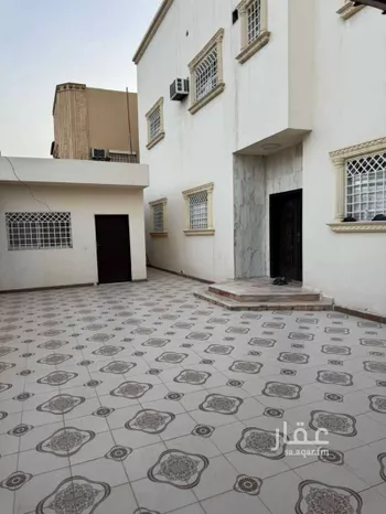 فيلا للبيع في شارع كوكب الهواء, حي العزيزية, مدينة الرياض, منطقة الرياض صورة 2