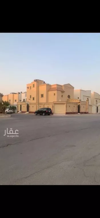 فيلا للبيع في شارع أحمد بن قاسم, حي إشبيلية, مدينة الرياض, منطقة الرياض صورة 2