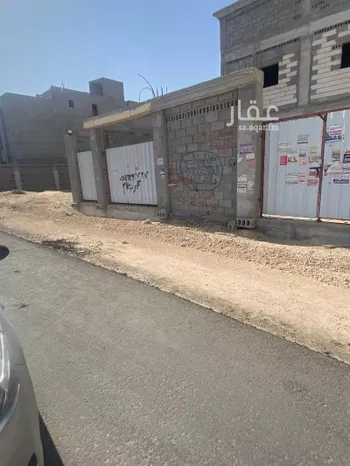 فيلا للبيع في شارع عباد ابن بشر الاشهل ، حي الصقور ، الهفوف‎ ، الاحساء