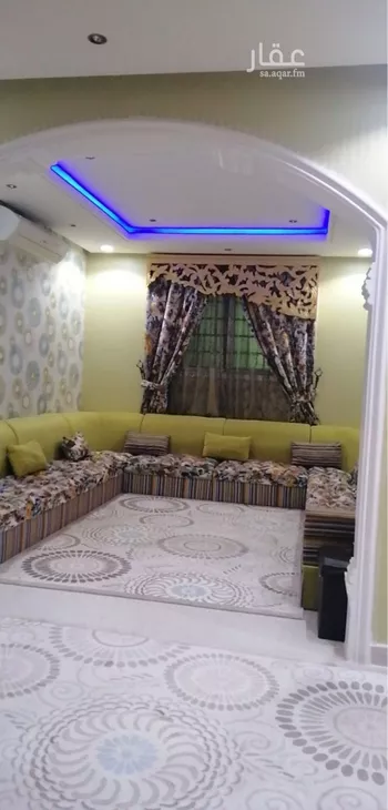 فيلا للبيع في شارع جبل الدخان, حي ظهرة لبن, مدينة الرياض, منطقة الرياض صورة 3