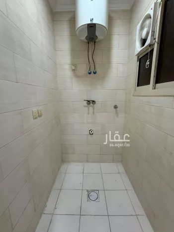شقة للإيجار في شارع القيصومة, حي الحمراء, مدينة الخبر, المنطقة الشرقية صورة 5