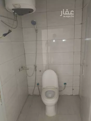 عمارة للإيجار في شارع وادي شعيت, حي أم الحمام الشرقي, مدينة الرياض, منطقة الرياض صورة 2