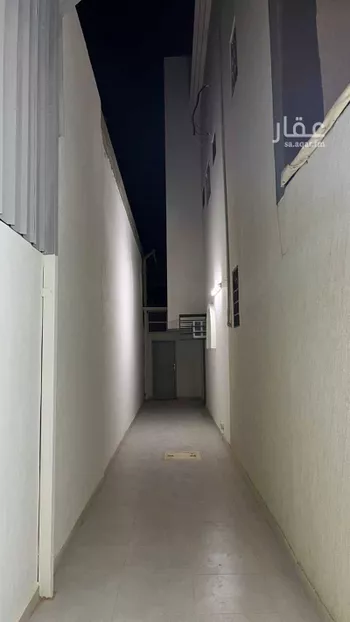 فيلا للإيجار في شارع قاسم بن أصبغ, حي ديراب, مدينة الرياض, منطقة الرياض صورة 2