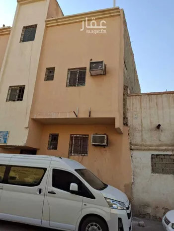 عمارة للبيع في شارع الاخضر بن علي, حي منفوحة, مدينة الرياض, منطقة الرياض صورة 3