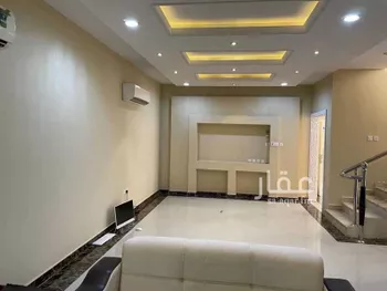 فيلا للبيع في شارع رقم 367, حي ظهرة لبن, مدينة الرياض, منطقة الرياض صورة 4