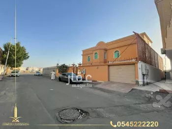 فيلا للبيع في شارع احمد بن الوليد, حي أبحر الجنوبية, مدينة جدة, منطقة مكة المكرمة صورة 2