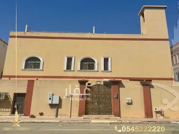 فيلا للبيع في شارع أبو الطيب النحوي, حي الأصالة, مدينة جدة, منطقة مكة المكرمة صورة 3