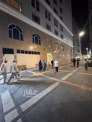 محل للإيجار في شارع ممر مشاه داخل المنطقه المركزيه ، حي بضاعة ، المدينة المنورة ، منطقة المدينة المنورة صورة 2