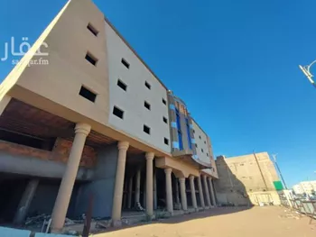 عمارة للبيع في شارع الملك خالد بن عبدالعزيز, حي الوسيطاء, مدينة حائل, منطقة حائل صورة 4
