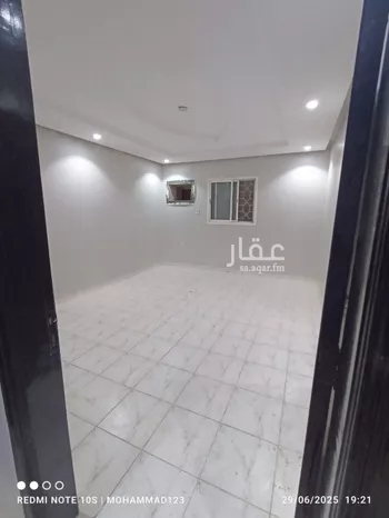 شقة للإيجار في شارع ابي جعفر المنصور, حي غرناطة, مدينة الرياض, منطقة الرياض