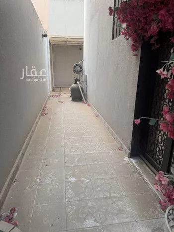 فيلا للإيجار في شارع أحمد مفتي المكي الحنفي ، حي طويق ، الرياض ، منطقة الرياض صورة 3