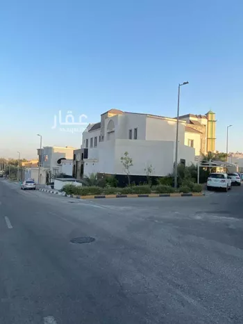 فيلا للبيع في شارع تميم بن ابي الفتوح ، حي الدوحة الجنوبية ، الظهران ، الدمام