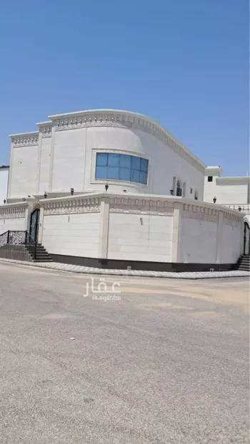 فيلا للبيع في شارع القافلة, حي الشعلة, مدينة الدمام, المنطقة الشرقية صورة 3