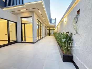 فيلا للبيع في شارع شمس الدين بن خلكان, حي الرمال, مدينة الرياض, منطقة الرياض صورة 2
