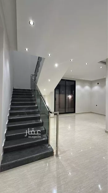 دور للبيع في شارع الحارث بن عبدالرحمن, حي عكاظ, مدينة الرياض, منطقة الرياض صورة 4