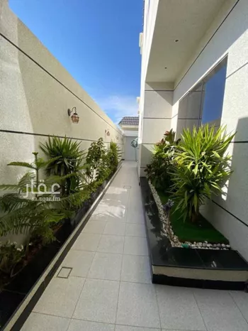 فيلا للبيع في شارع اياس ابن البكير, حي الشرف, مدينة خميس مشيط, منطقة عسير صورة 2