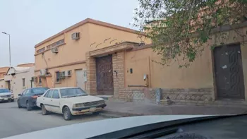 فيلا للبيع في شارع الرحمة, حي الشفاء, مدينة الرياض, منطقة الرياض صورة 2