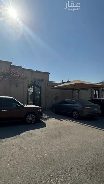 فيلا للبيع في شارع طريق الظهران الجبيل الفرعي, حي الضباب, مدينة الدمام, المنطقة الشرقية صورة 2
