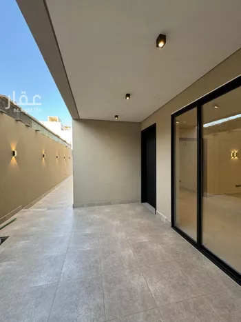 فيلا للبيع في شارع ثعلبه بن سعد الخزرجي, حي العارض, مدينة الرياض, منطقة الرياض صورة 3