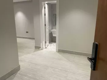 شقة للبيع في شارع الامير عبدالمجيد بن عبدالعزيز, حي الريان, مدينة الرياض, منطقة الرياض صورة 2