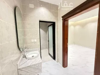 شقة للبيع في شارع الاخوان, حي السويس 1, مدينة جازان, منطقة جازان صورة 4