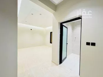 شقة للبيع في شارع شارع عثمان بن عفان, حي السويس 2, مدينة جازان, منطقة جازان صورة 4