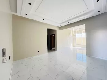 شقة للبيع في شارع شارع 5 ب, حي السويس 2, مدينة جازان, منطقة جازان صورة 5