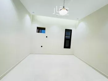 شقة للبيع في شارع شارع عثمان بن عفان, حي السويس 2, مدينة جازان, منطقة جازان صورة 5