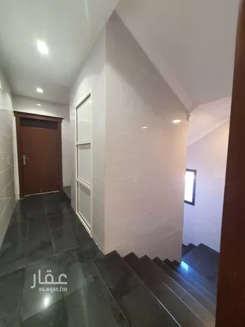 فيلا للبيع في شارع محمد الاسنوي, حي الرياض, مدينة جدة, منطقة مكة المكرمة صورة 5