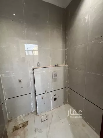 دور للبيع في شارع أدهم بن محرز, حي الملك فيصل, مدينة الرياض, منطقة الرياض صورة 4