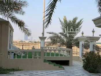 فيلا للبيع في شارع الخواطر, مدينة الظهران, المنطقة الشرقية صورة 2