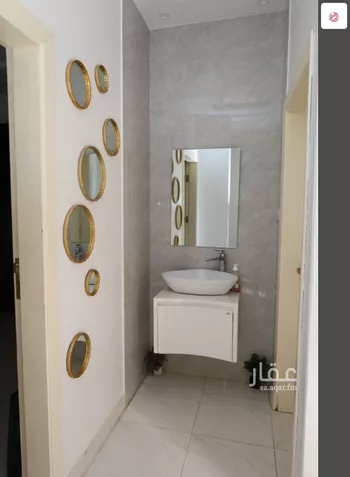 فيلا للبيع في شارع احمد الزنجاني, حي شبرا, مدينة الرياض, منطقة الرياض صورة 3