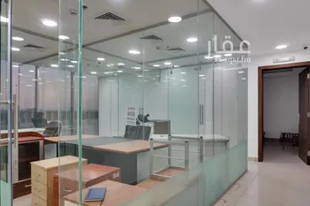 عمارة للإيجار في شارع الدائري الشرقي, حي الربوة, مدينة الرياض, منطقة الرياض صورة 2