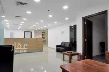 عمارة للإيجار في شارع الدائري الشرقي, حي الربوة, مدينة الرياض, منطقة الرياض صورة 4