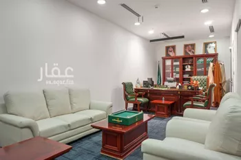 مكتب تجاري للإيجار في شارع موسى بن نصير, حي السليمانية, مدينة الرياض, منطقة الرياض صورة 4