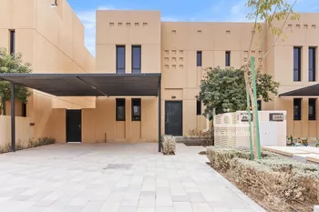 فيلا للبيع في شارع أحمد بن سليمان النجاد, حي المونسية, مدينة الرياض, منطقة الرياض صورة 2