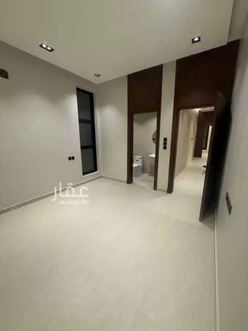 فيلا للبيع في شارع ابن المهاجر, حي المهدية, مدينة الرياض, منطقة الرياض صورة 2