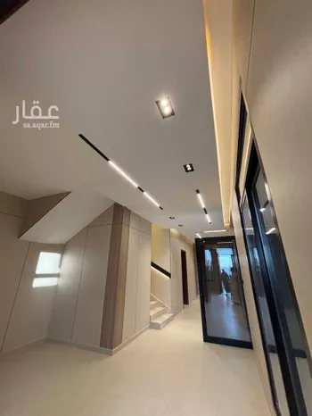 فيلا للبيع في شارع ابن المهاجر, حي المهدية, مدينة الرياض, منطقة الرياض صورة 3