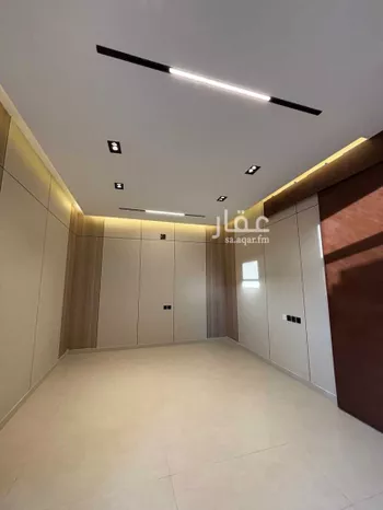 فيلا للبيع في شارع ابن المهاجر, حي المهدية, مدينة الرياض, منطقة الرياض صورة 2
