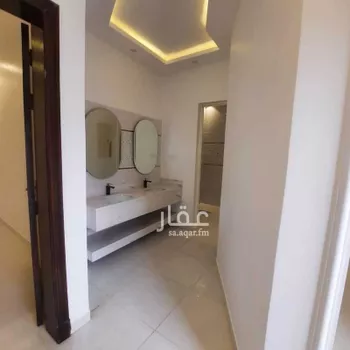 دور للبيع في شارع الوداد ، حي العزيزية ، الرياض ، منطقة الرياض صورة 5