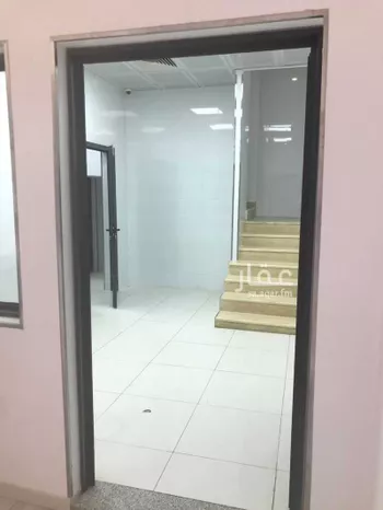عمارة للإيجار في شارع عسير, حي ظهرة لبن, مدينة الرياض, منطقة الرياض صورة 4