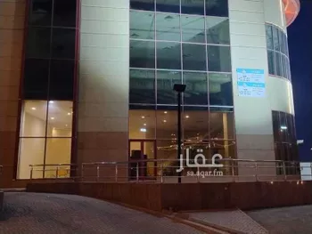 عمارة للإيجار في شارع طريق الامير محمد بن عبدالرحمن, حي المنصورة, مدينة الرياض, منطقة الرياض صورة 2