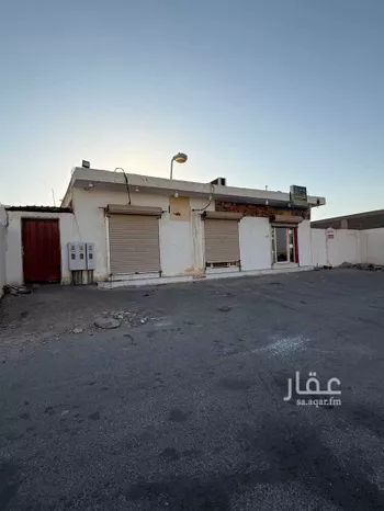 عمارة للبيع في شارع الارقم بن ابي الارقم, حي اليرموك, مدينة حفر الباطن, المنطقة الشرقية