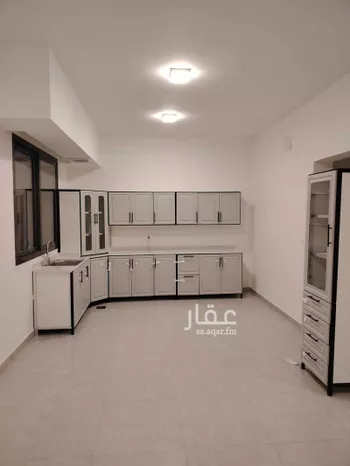 فيلا للإيجار في شارع الامير فيصل بن بندر بن عبدالعزيز الفرعي ، حي مطار الملك خالد الدولي ، الرياض ، منطقة الرياض صورة 4