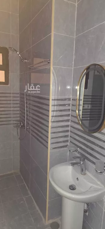 عمارة للإيجار في شارع الأمير يزيد بن عبدالله بن عبدالرحمن, حي الملقا, مدينة الرياض, منطقة الرياض صورة 3