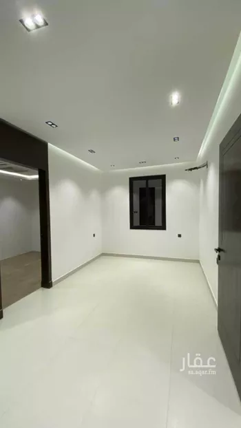فيلا للبيع في شارع جعفر الطيار, حي الرمال, مدينة الرياض, منطقة الرياض صورة 3