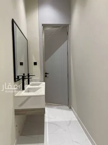 دور للبيع في شارع طريق خريص, حي الجنادرية, مدينة الرياض, منطقة الرياض صورة 4