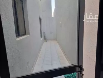 فيلا للبيع في شارع حسين العصامي, حي الرمال, مدينة الرياض, منطقة الرياض صورة 5