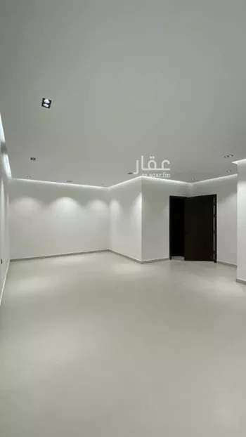 فيلا للبيع في شارع جعفر الطيار, حي الرمال, مدينة الرياض, منطقة الرياض